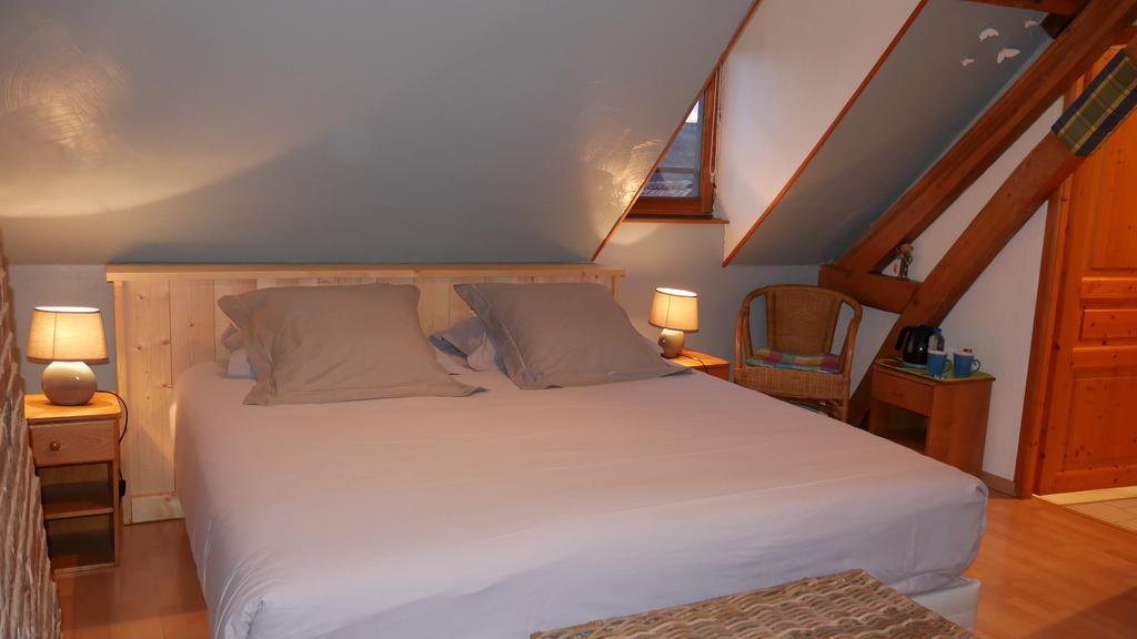 Chambres D'Hotes La Ferme Du Scardon Neufmoulin Ngoại thất bức ảnh