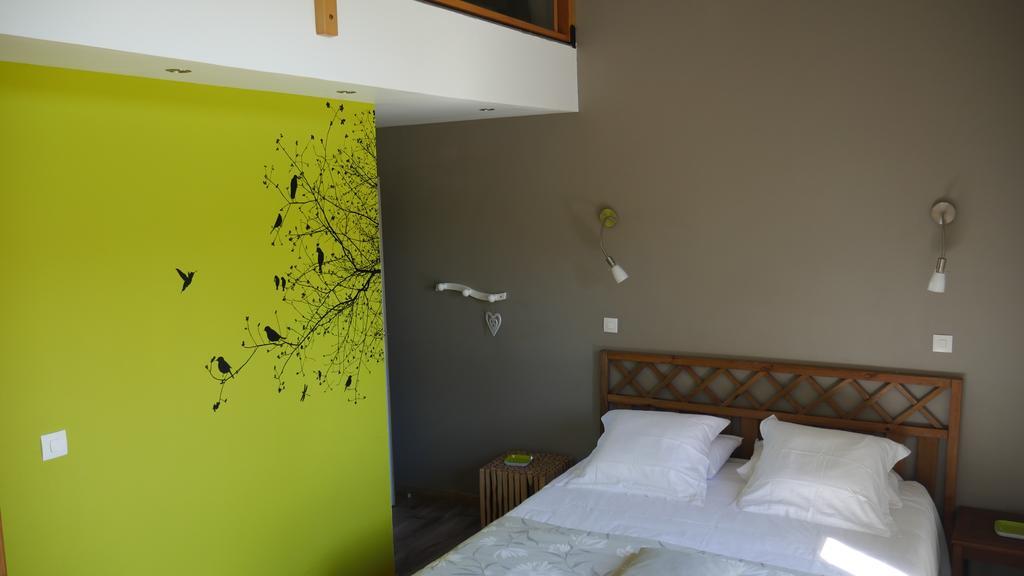 Chambres D'Hotes La Ferme Du Scardon Neufmoulin Ngoại thất bức ảnh